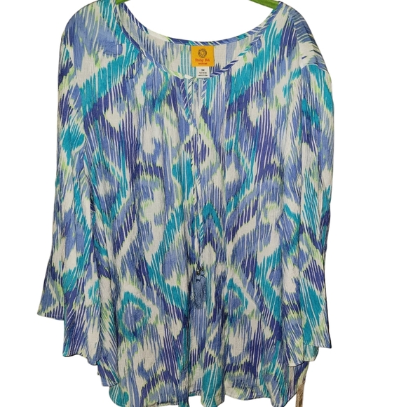 Multicolor Patterned Women's  plus-size Top - Picture 1 of 2